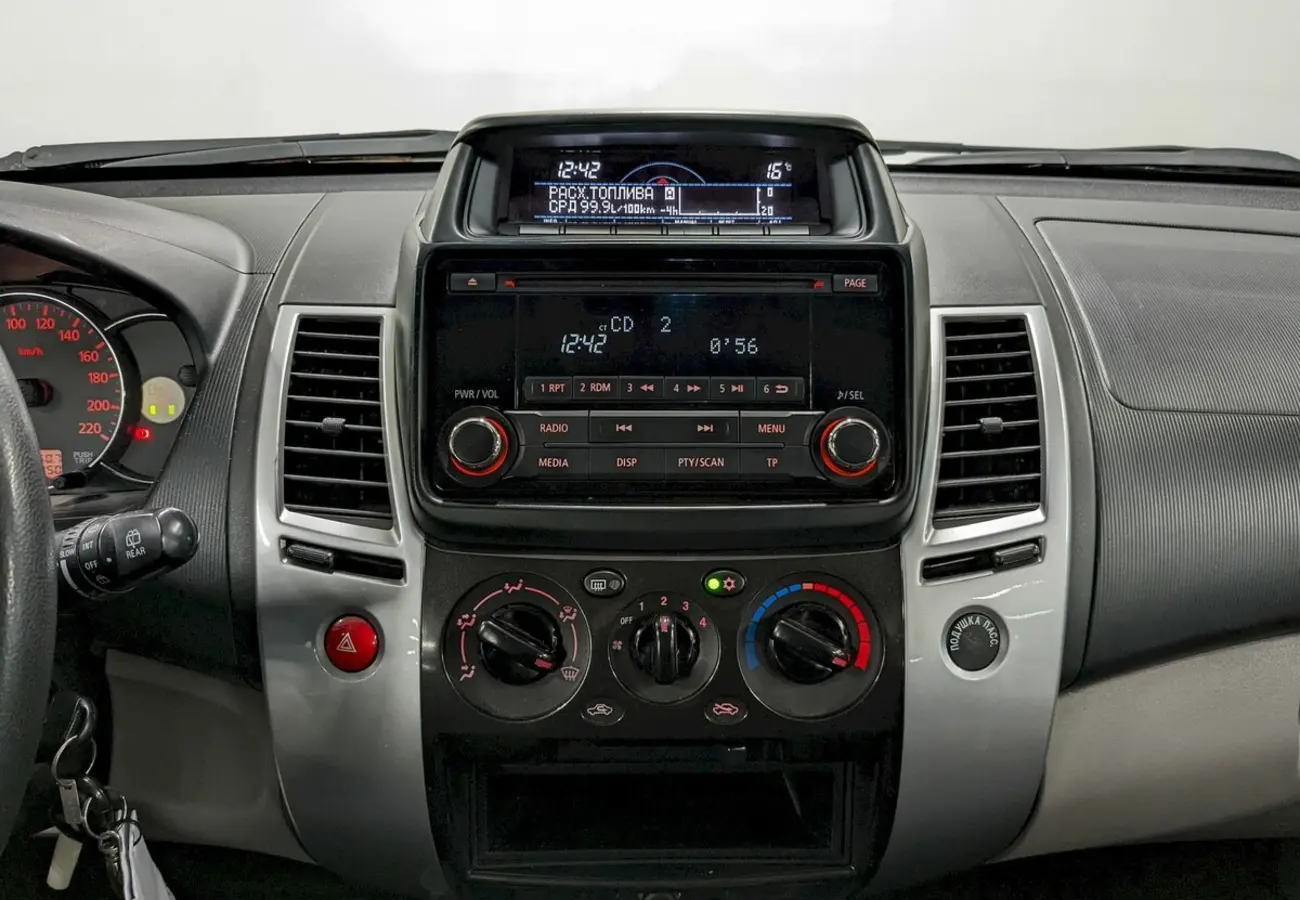 Mitsubishi Pajero Sport