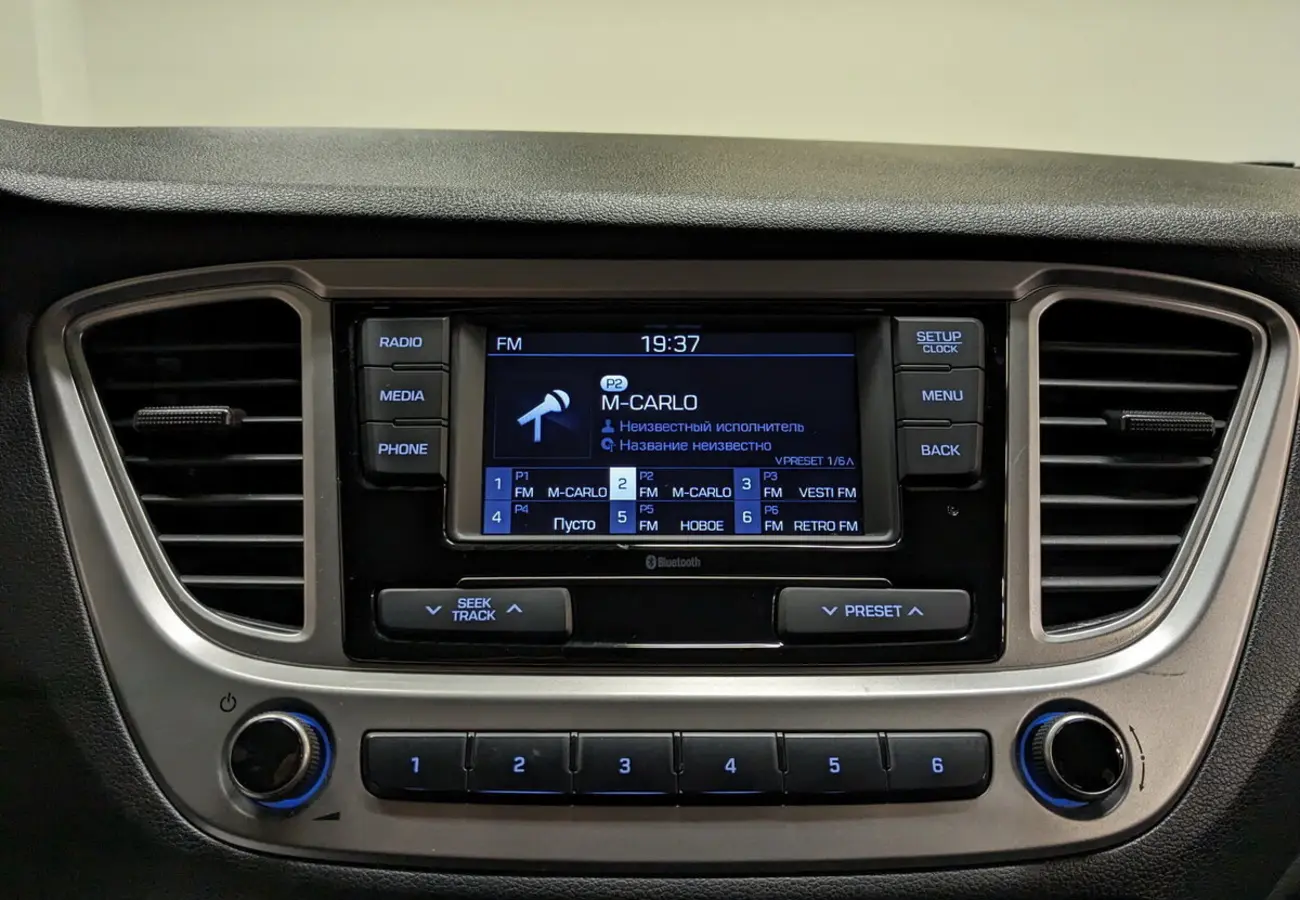 Hyundai Solaris