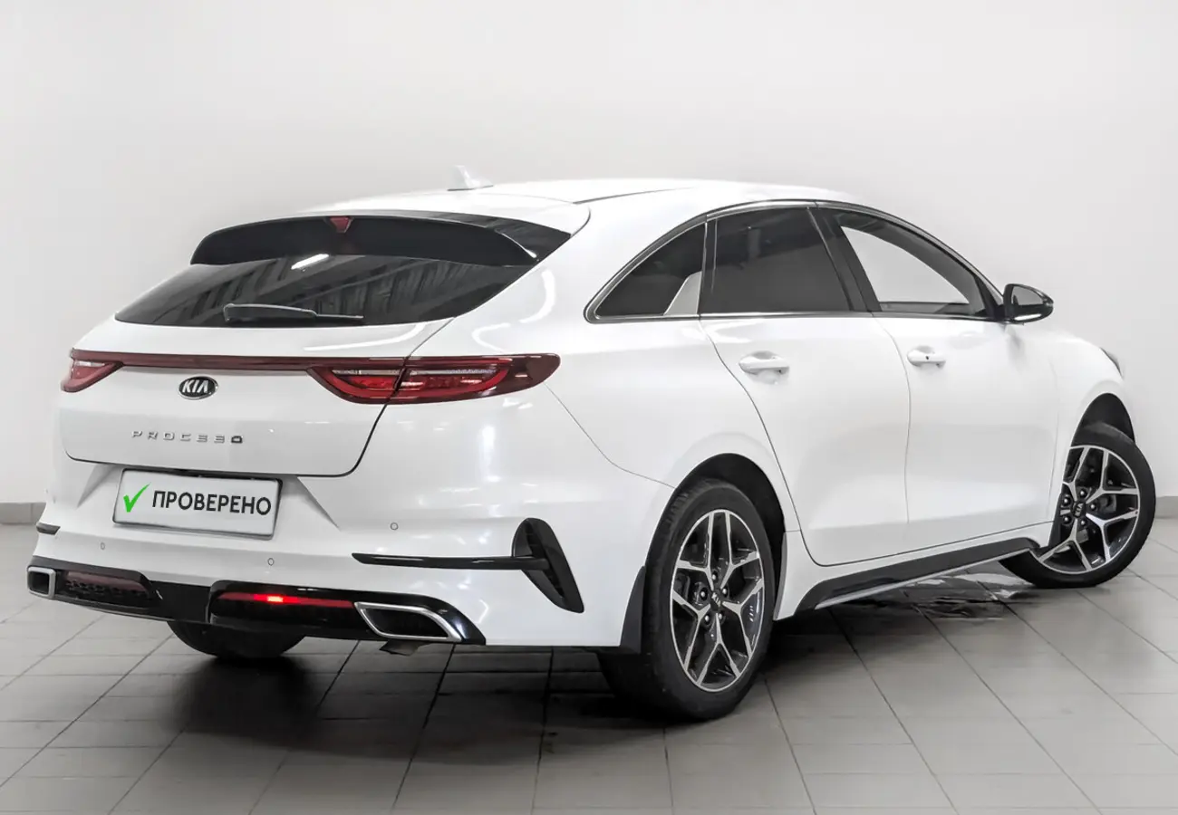 Kia Proceed