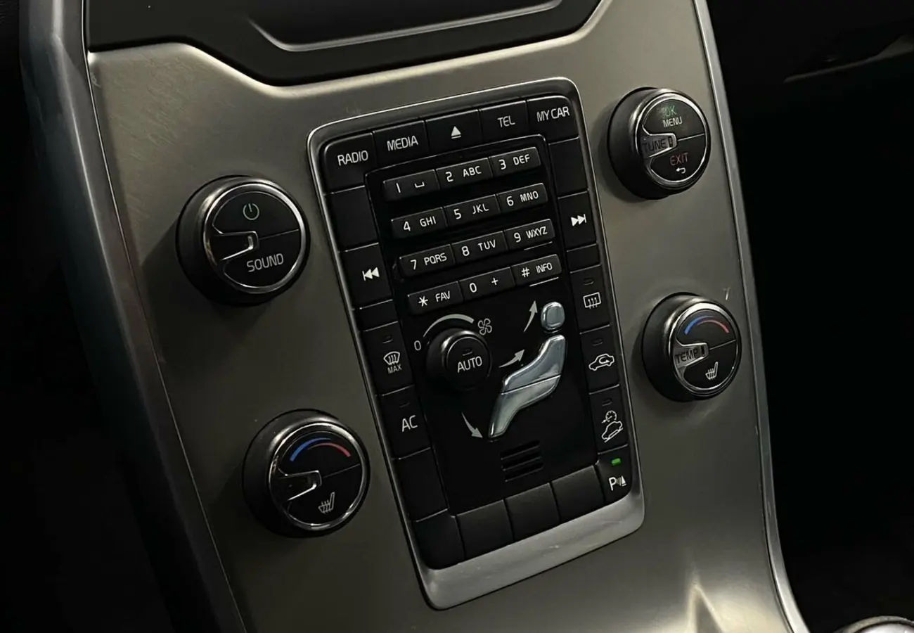 Volvo XC70