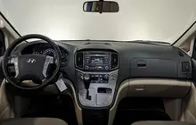 Hyundai H-1
