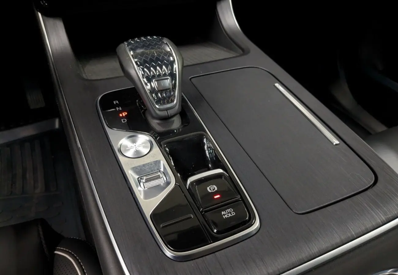GAC GS8