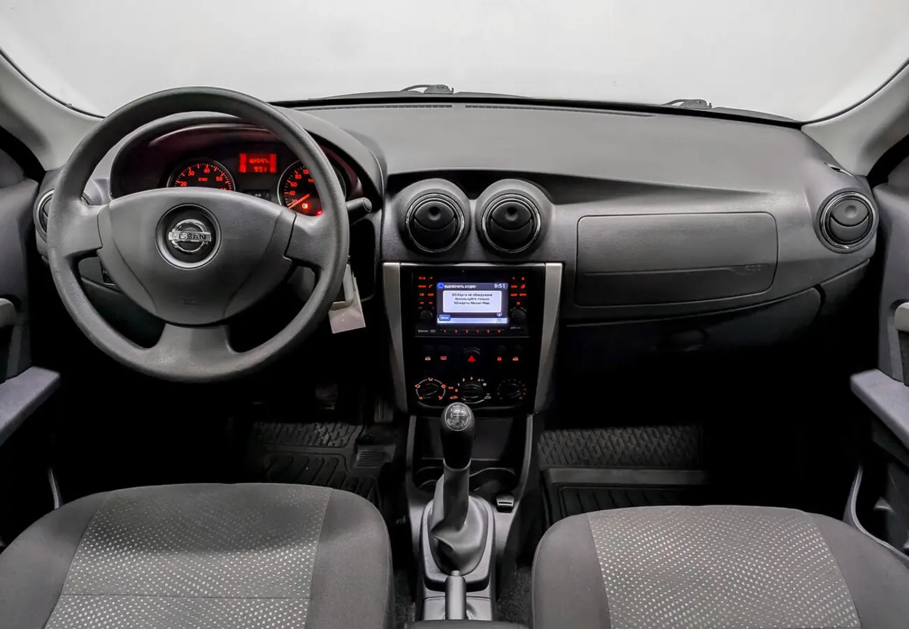 Nissan Almera