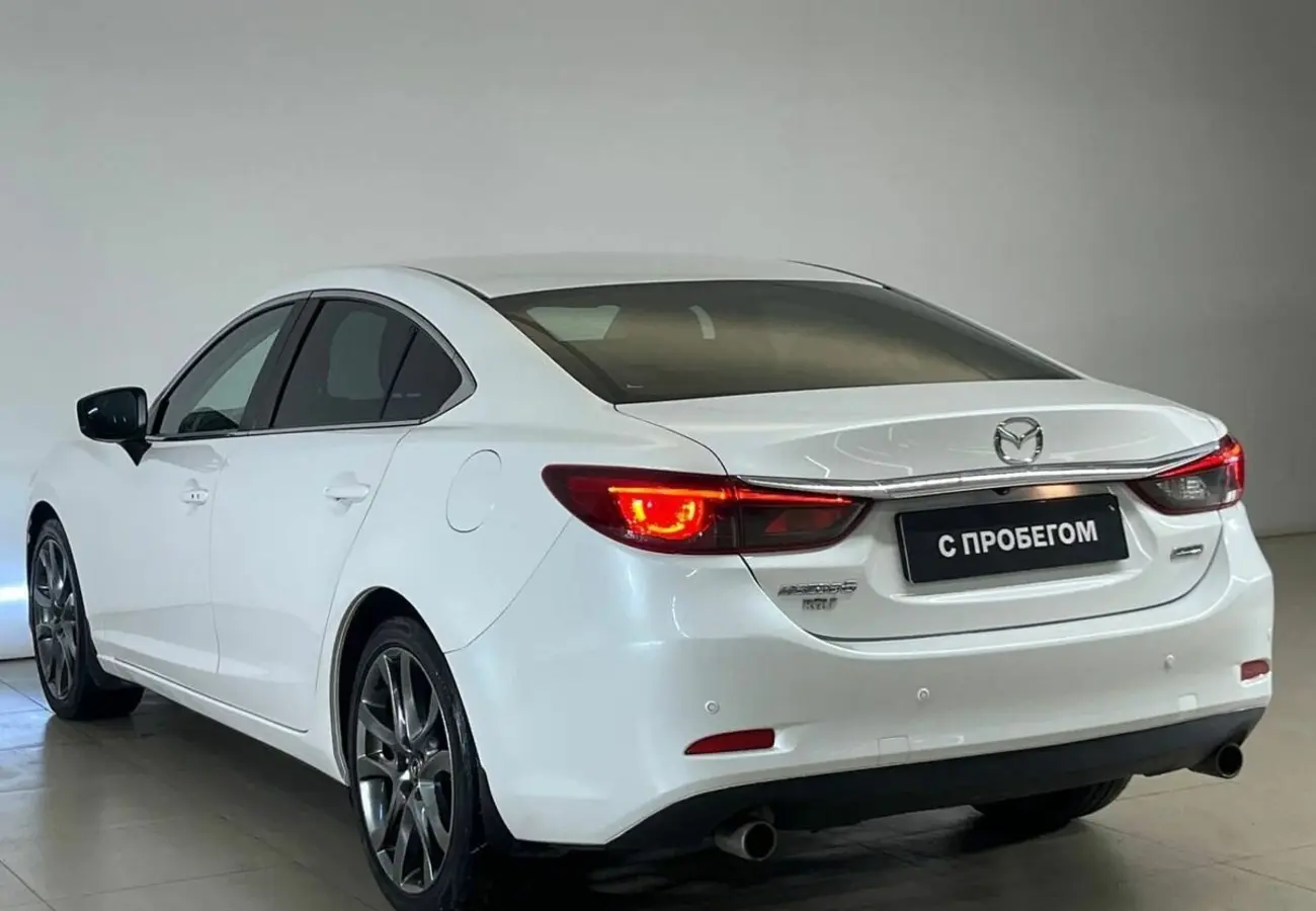 Mazda 6