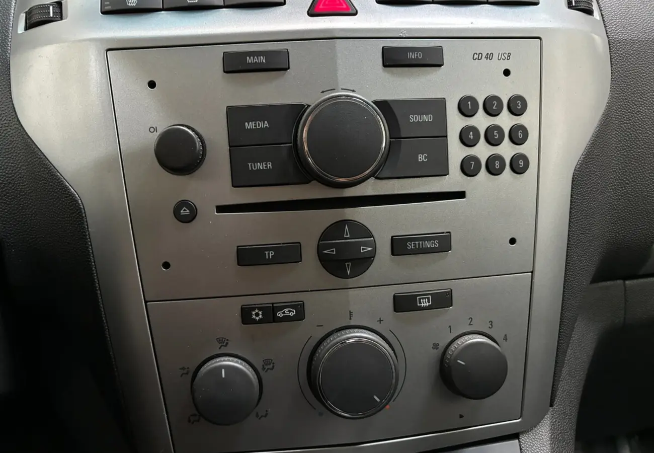 Opel Zafira