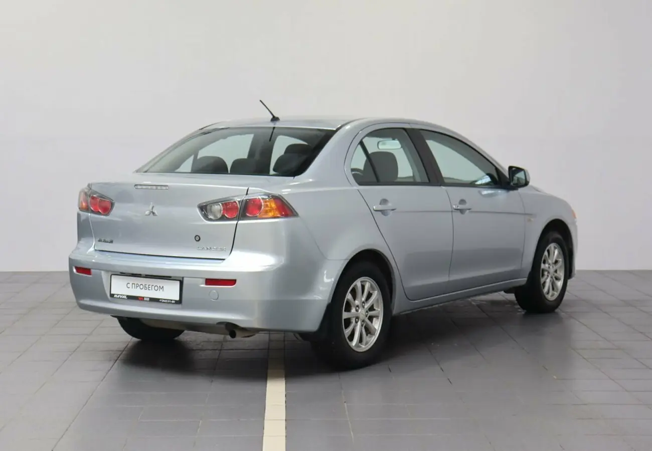 Mitsubishi Lancer