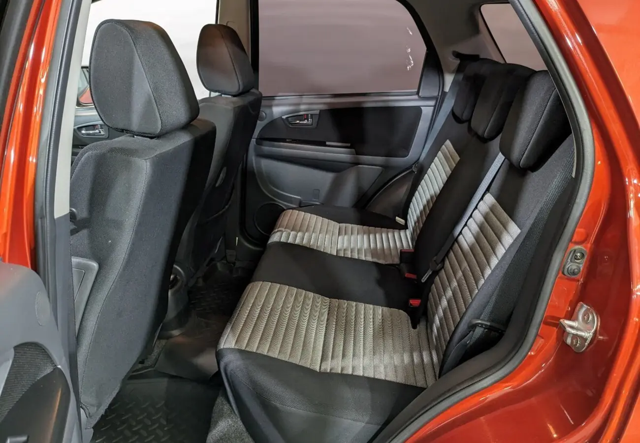 Suzuki SX4