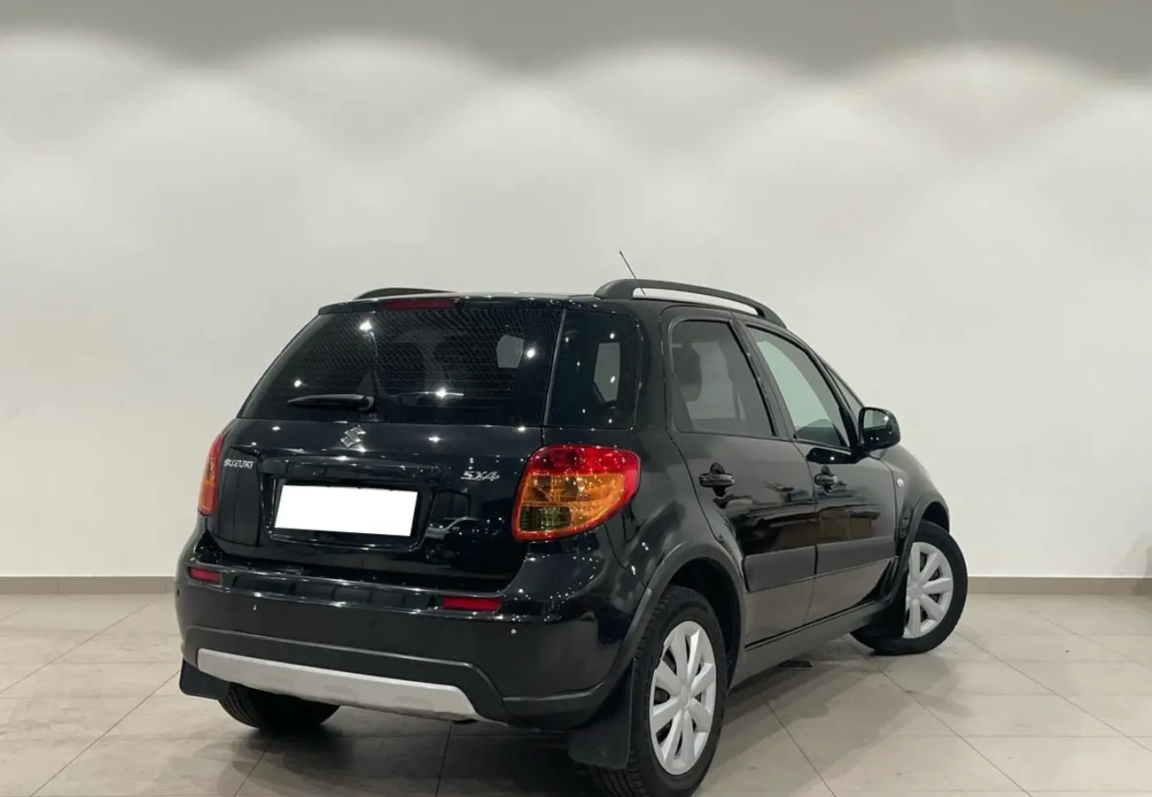 Suzuki SX4