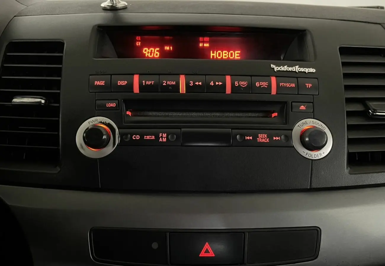 Mitsubishi Lancer