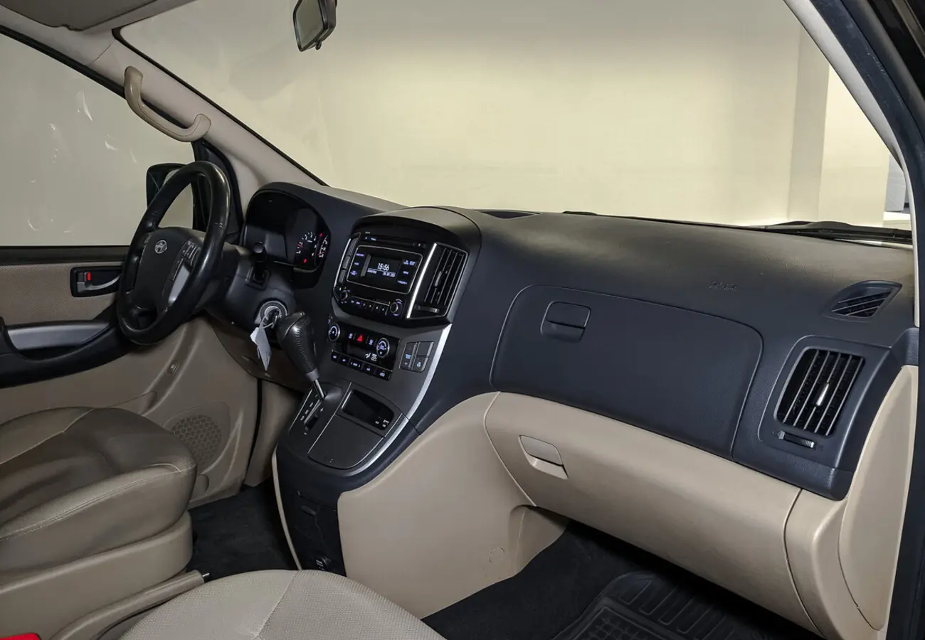 Hyundai H-1