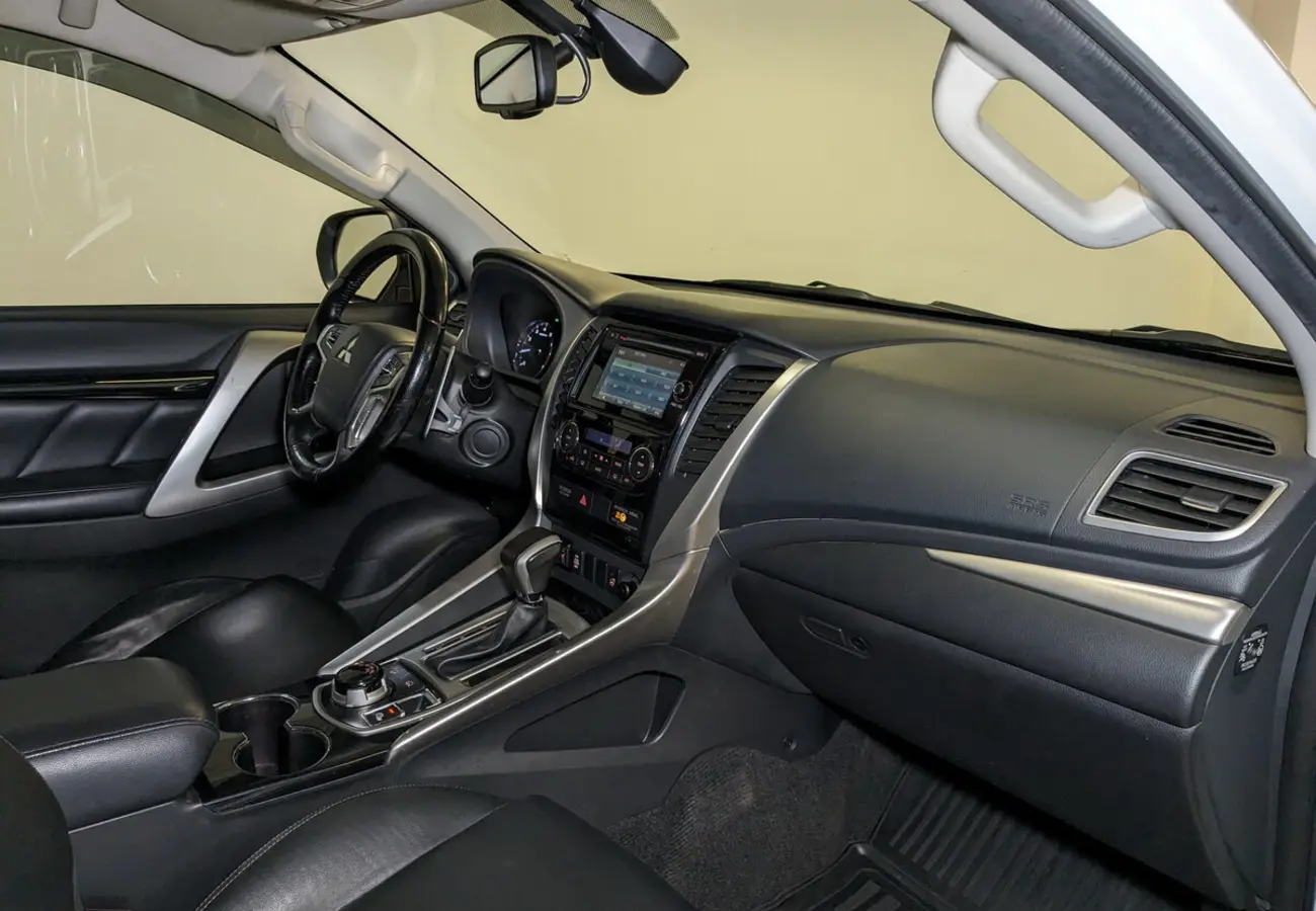 Mitsubishi Pajero Sport