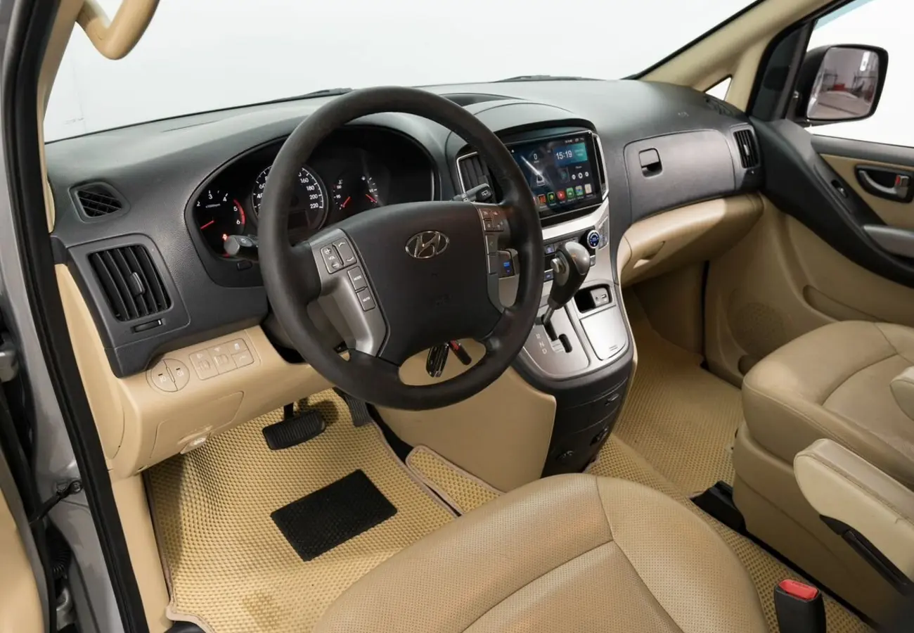 Hyundai H-1