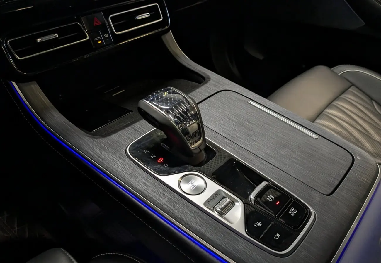 GAC GS8