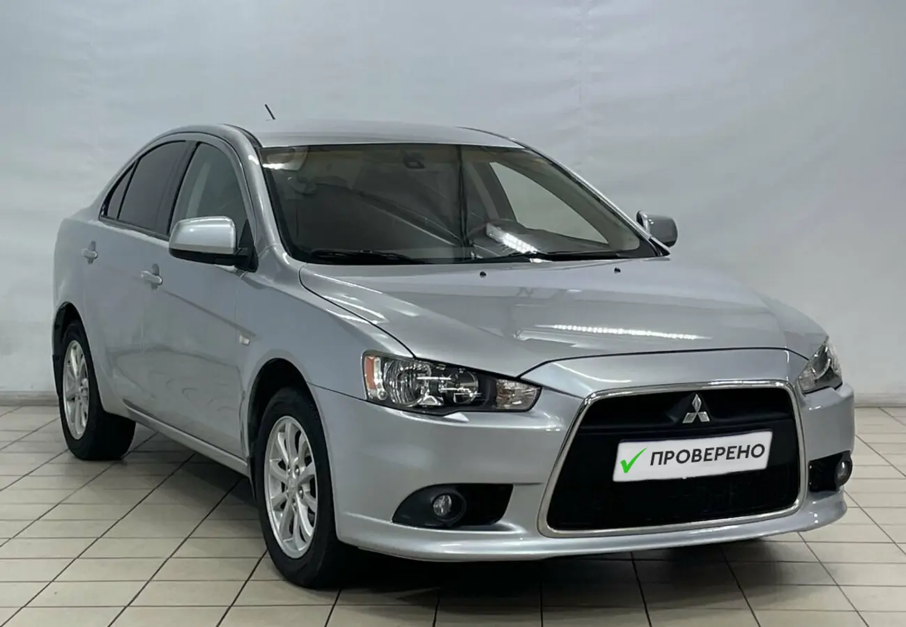 Mitsubishi Lancer