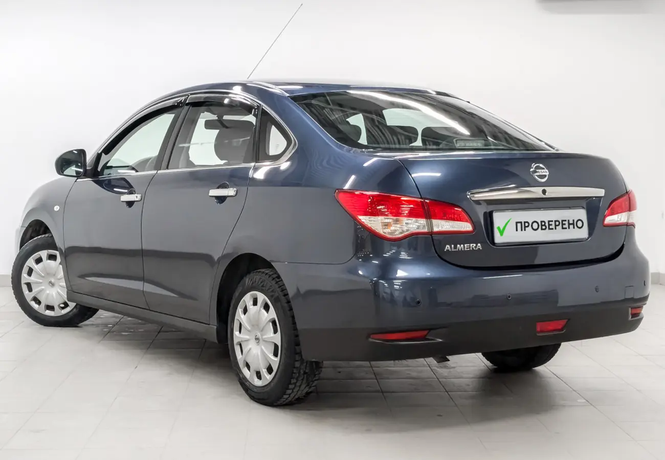 Nissan Almera