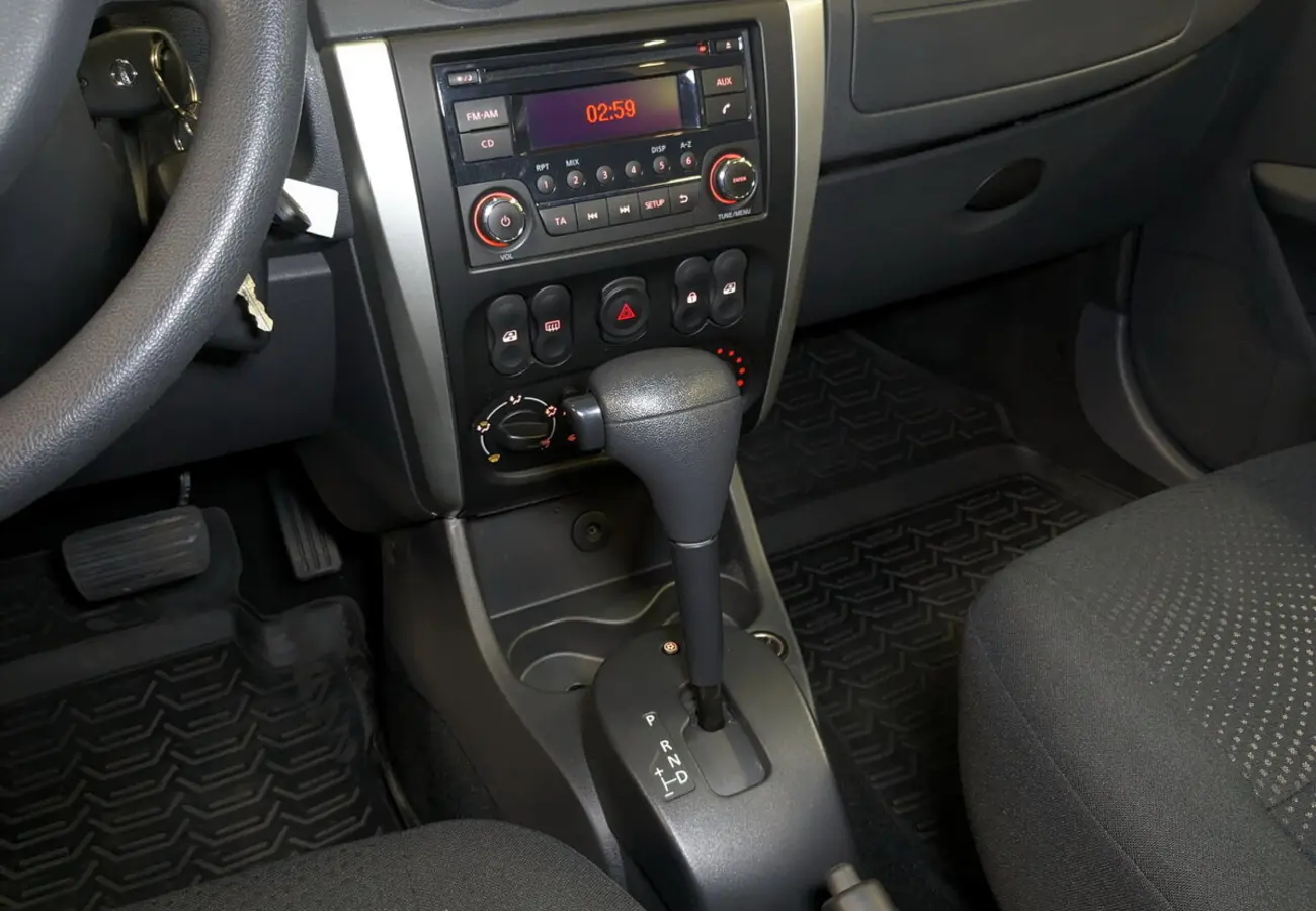 Nissan Almera