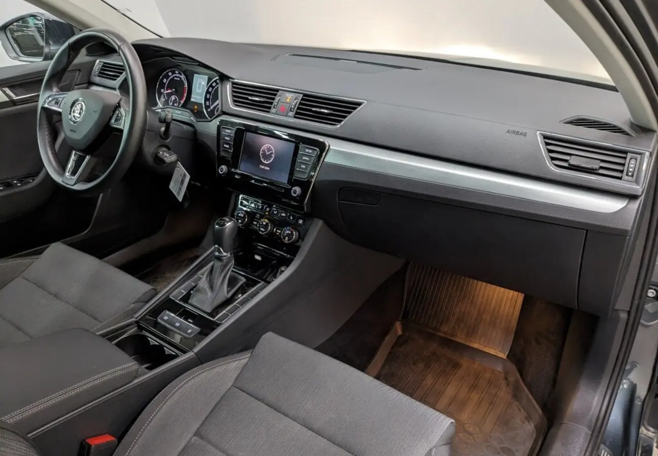 Skoda Superb