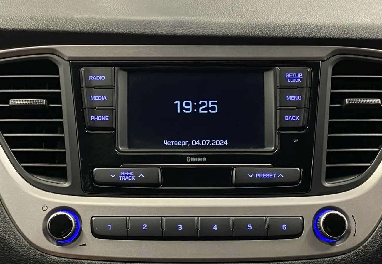 Hyundai Solaris