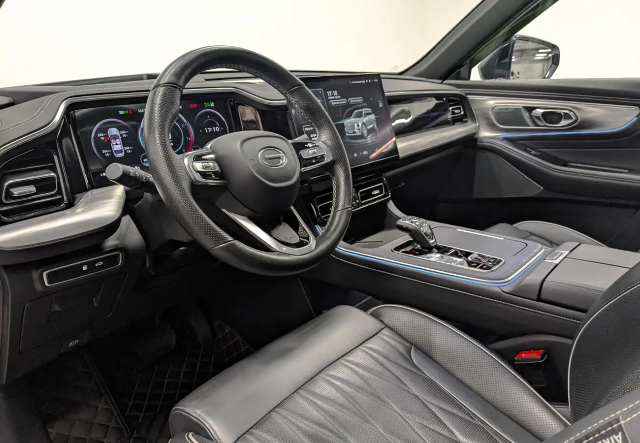 GAC GS8