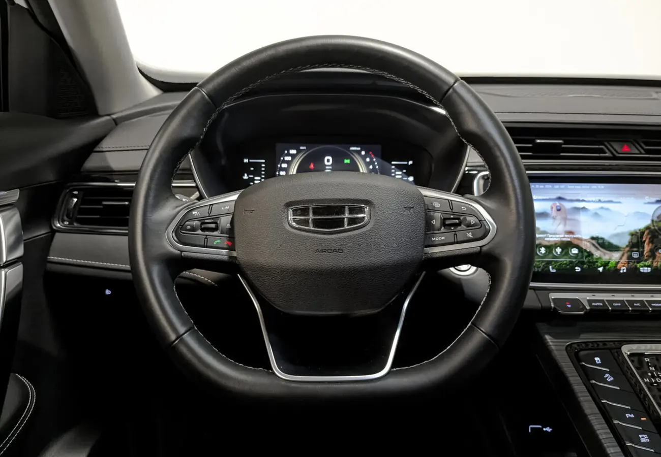 Geely Atlas Pro