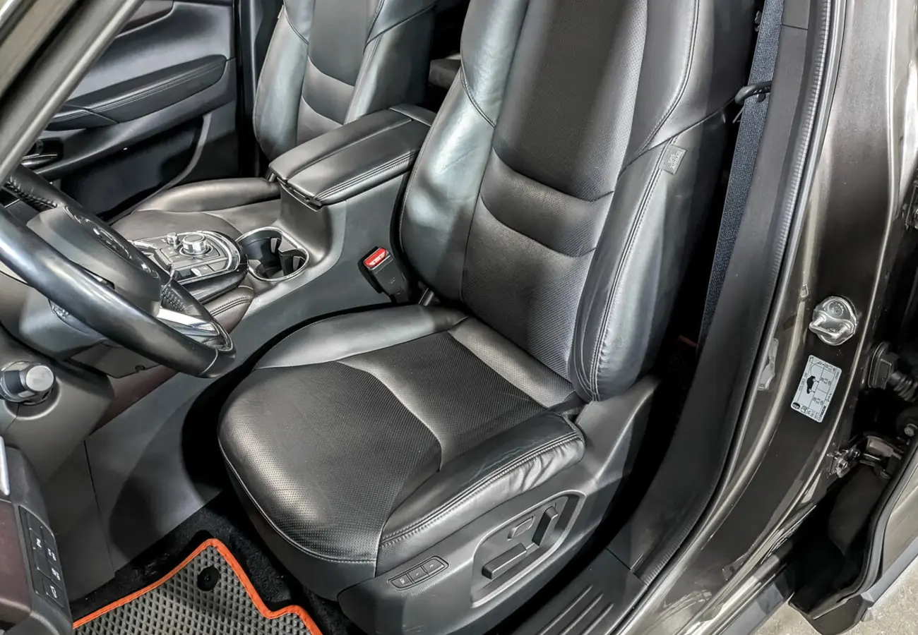 Mazda CX-9