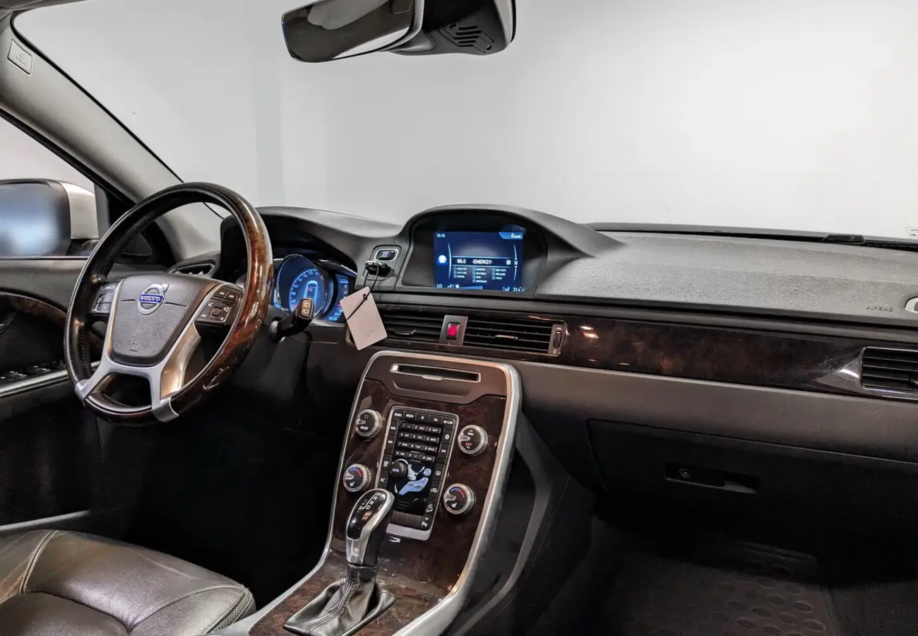 Volvo XC70