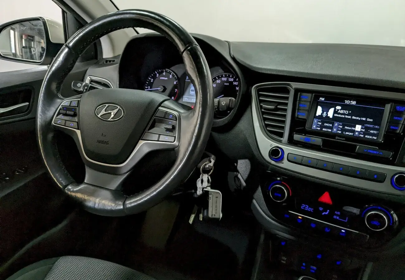 Hyundai Solaris