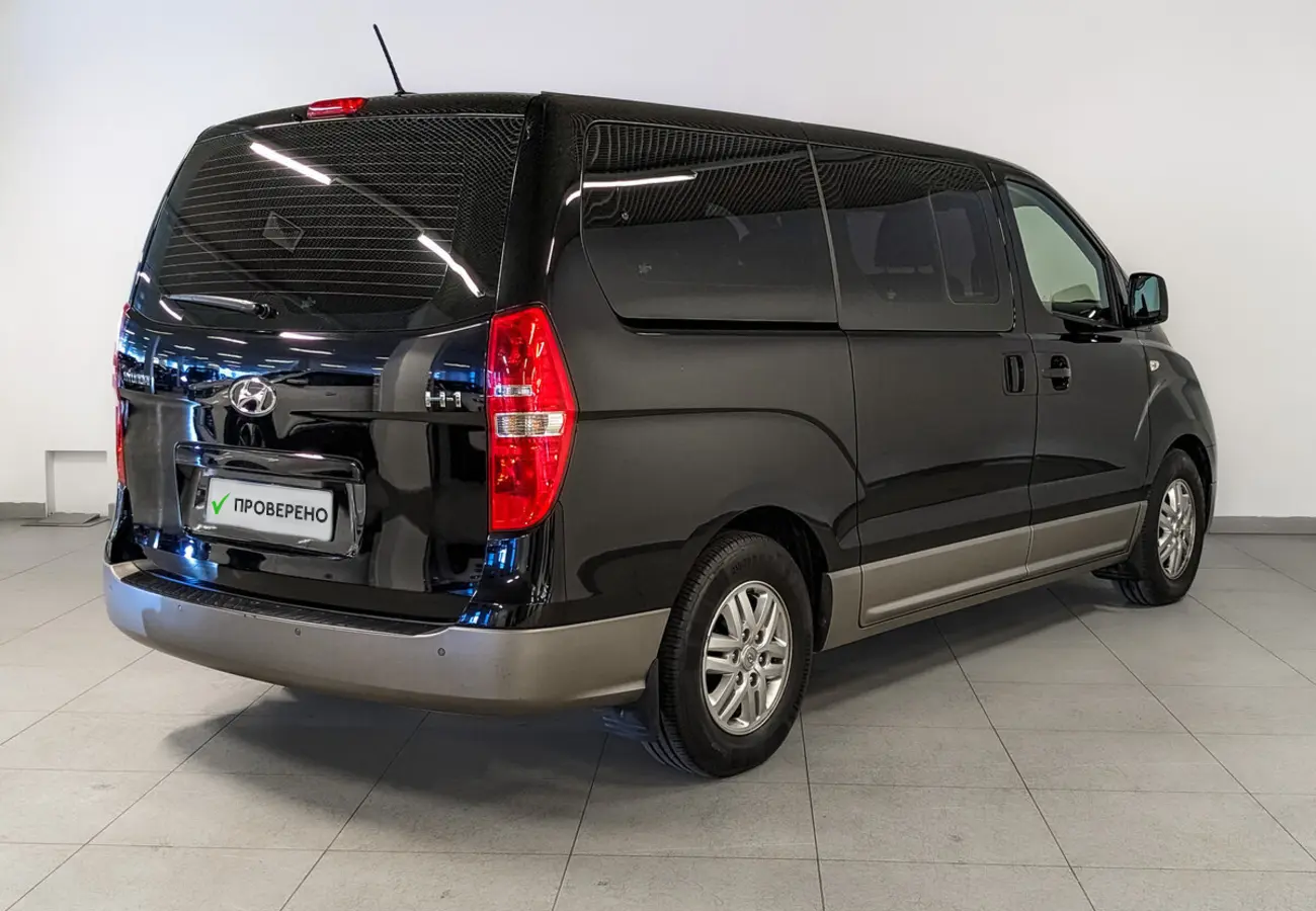 Hyundai H-1