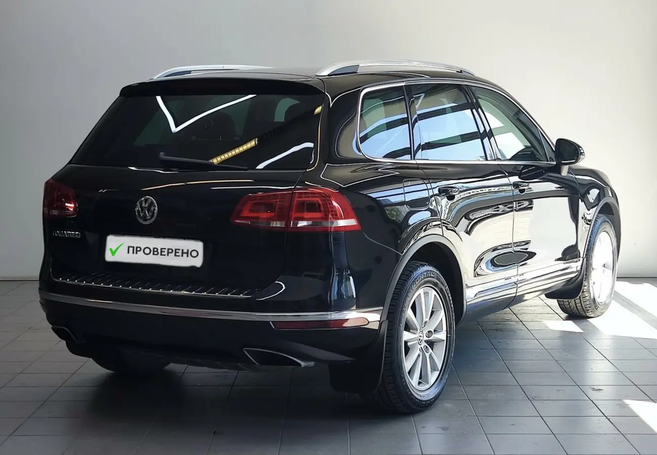 Volkswagen Touareg