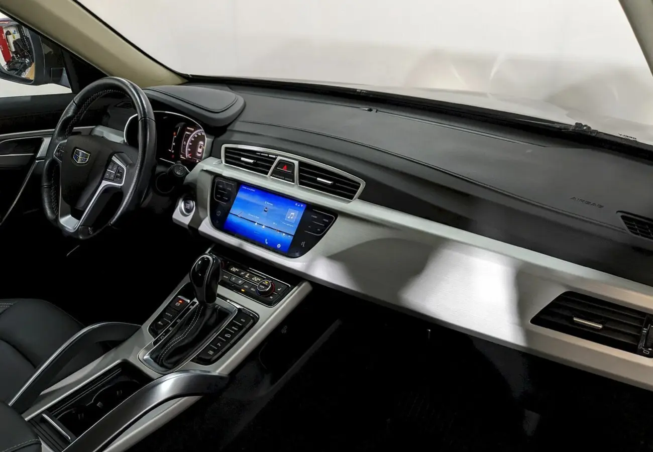 Geely Atlas