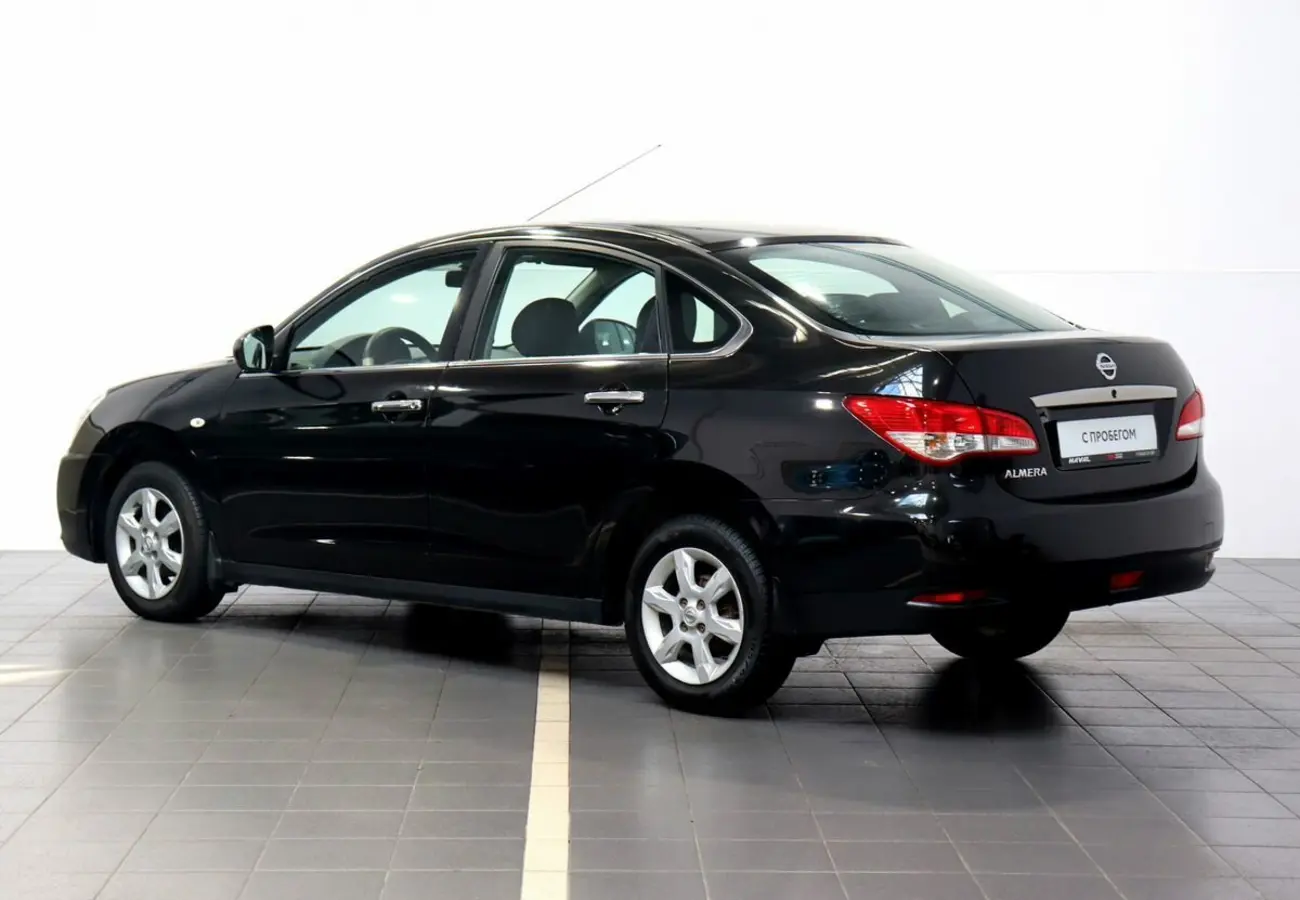 Nissan Almera