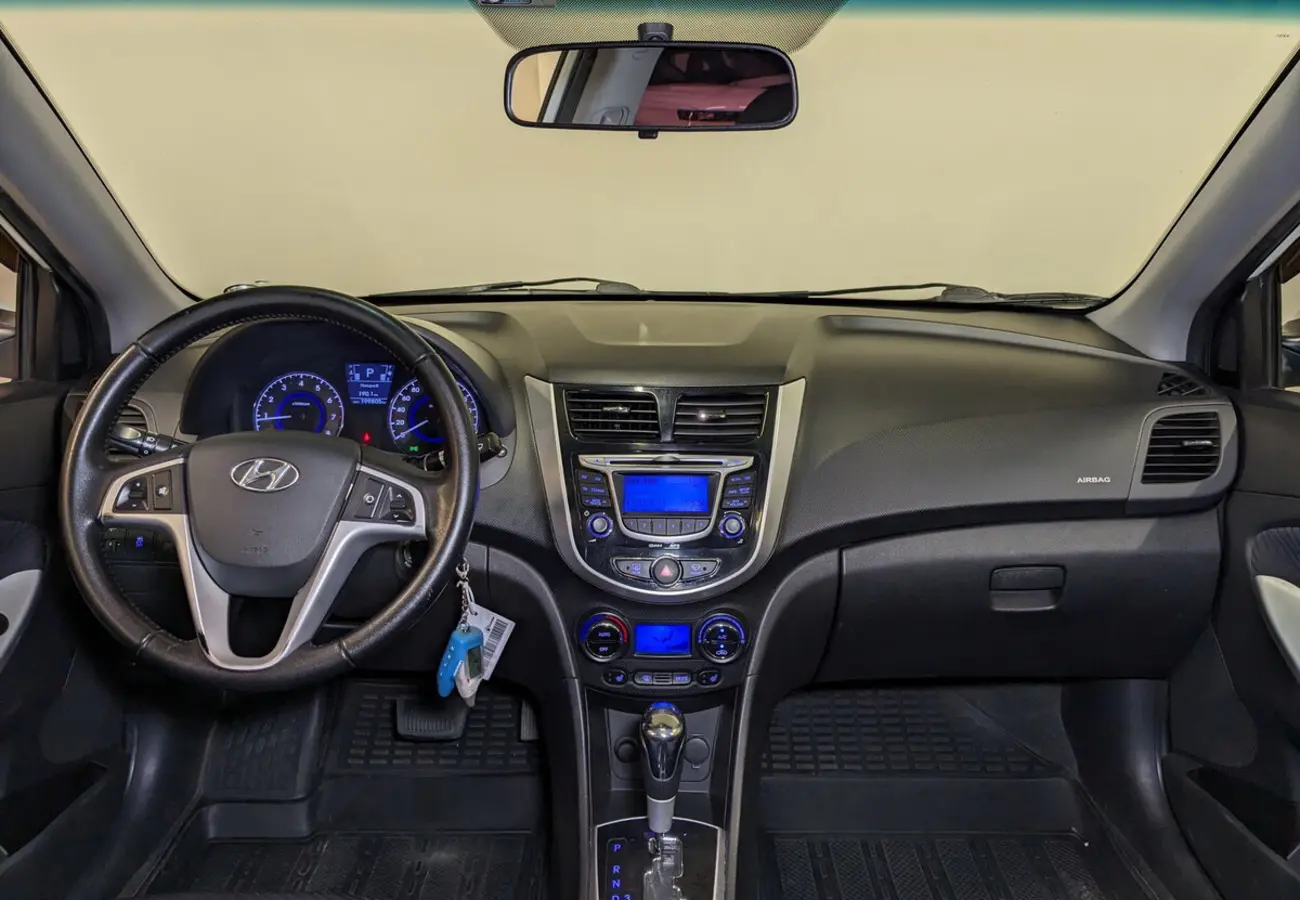 Hyundai Solaris
