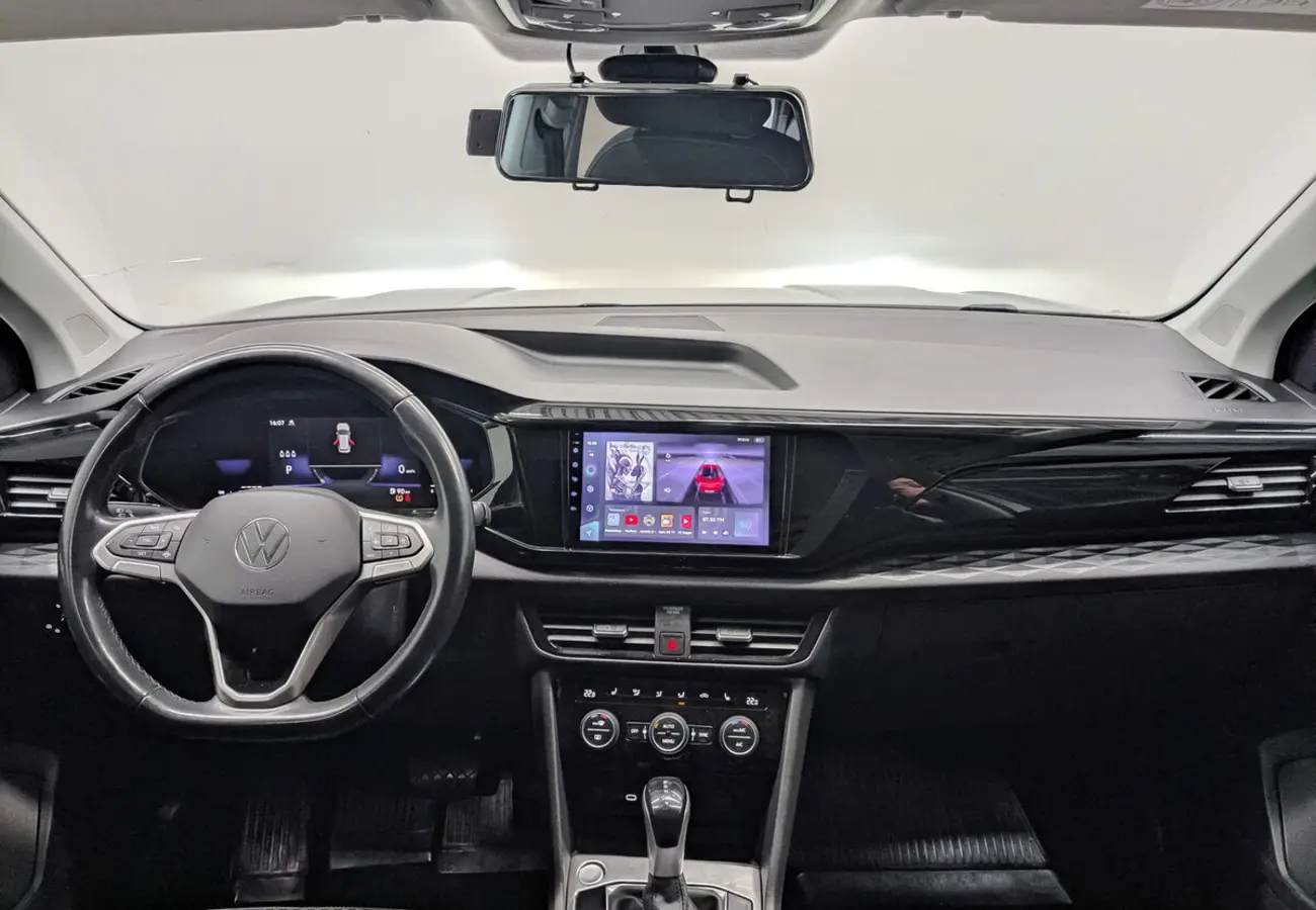 Volkswagen Taos