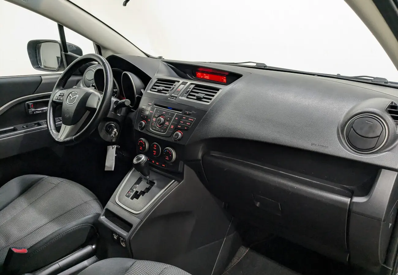 Mazda 5