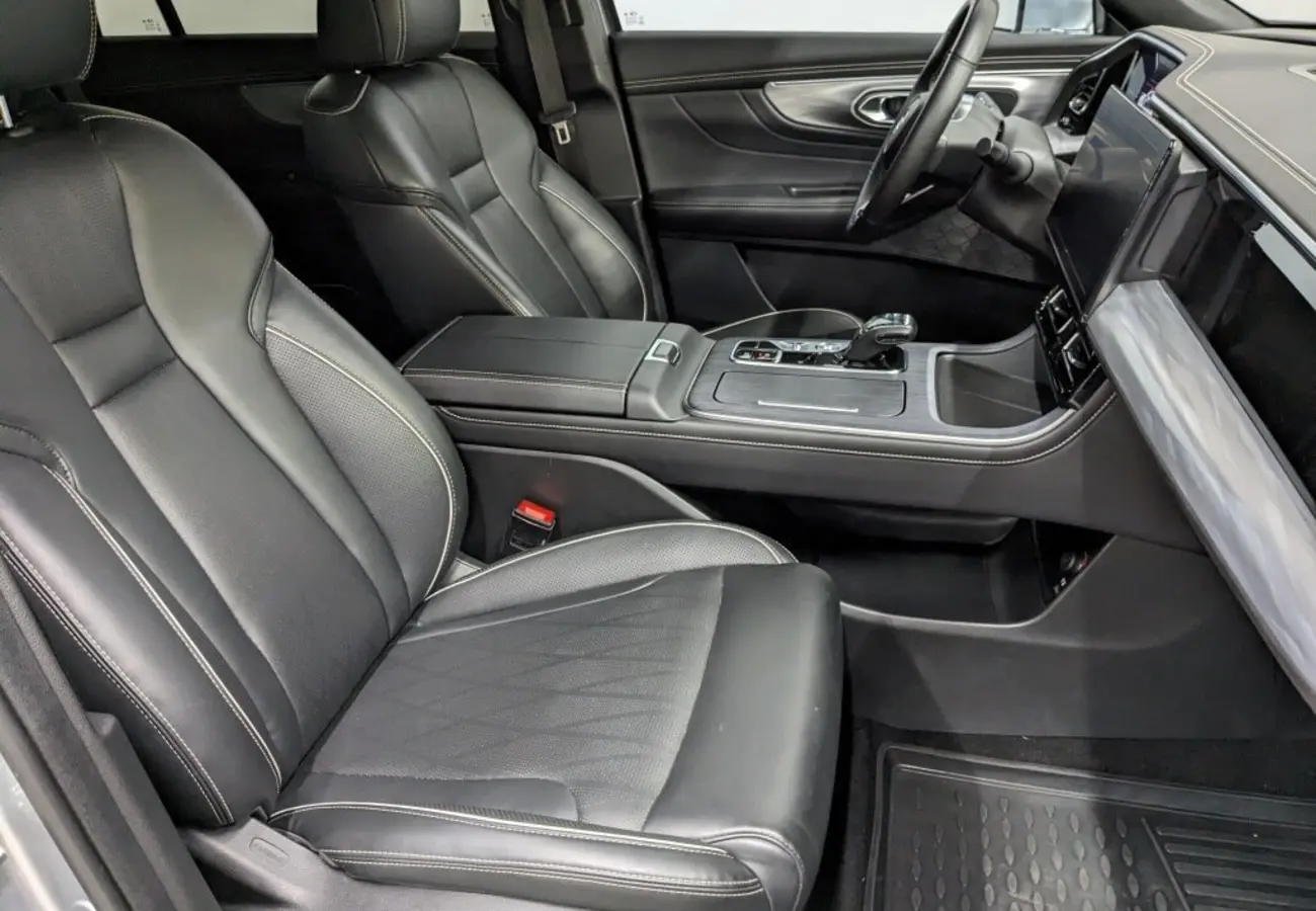 GAC GS8