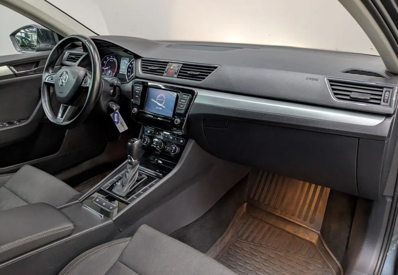 Skoda Superb