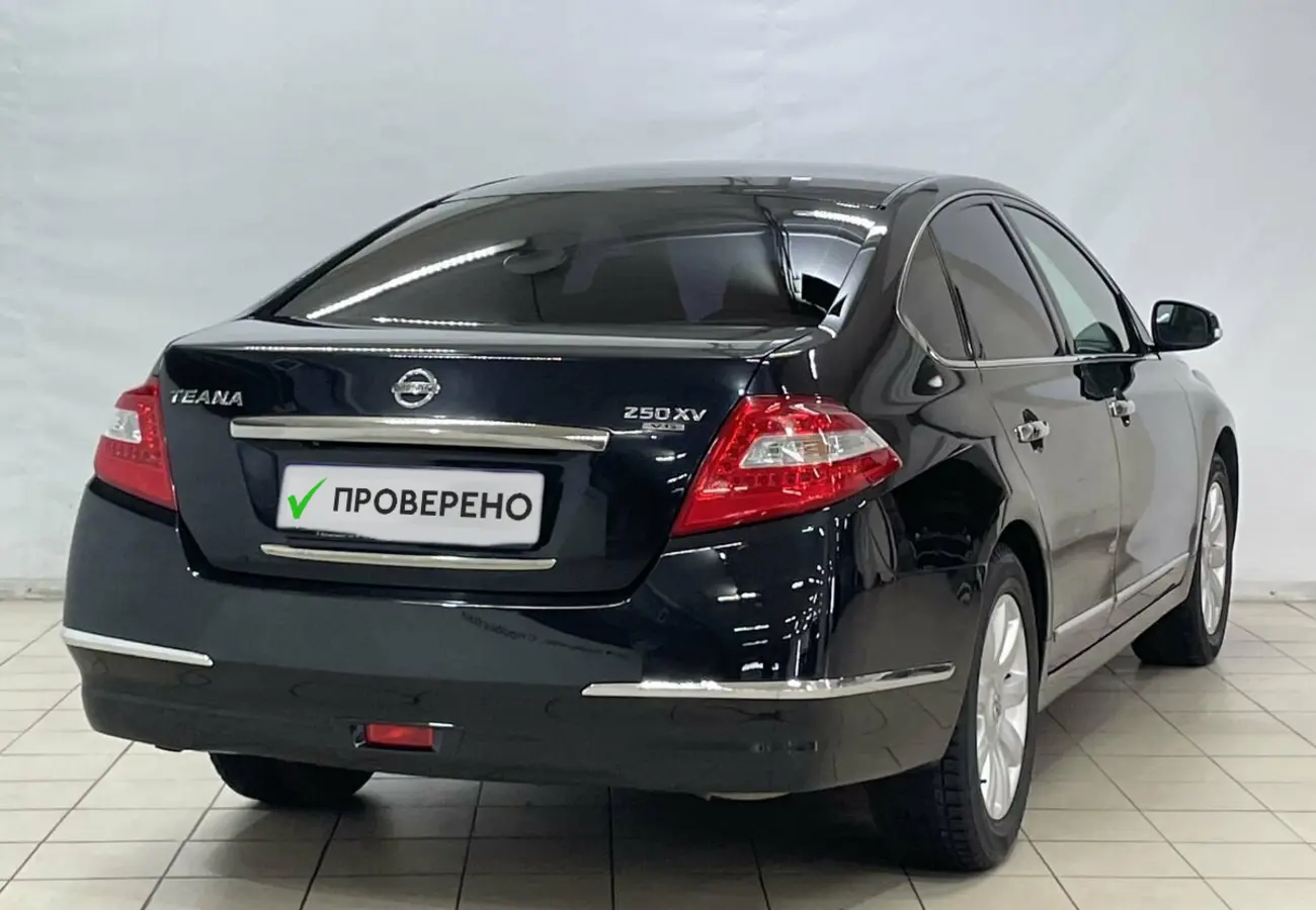 Nissan Teana
