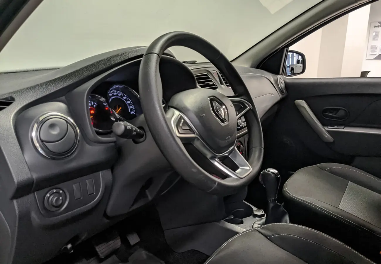 Renault Logan