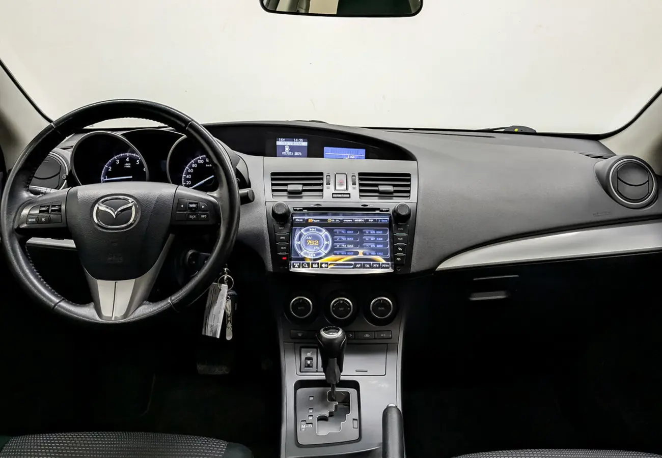 Mazda 3