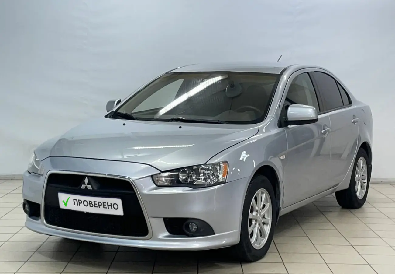Mitsubishi Lancer